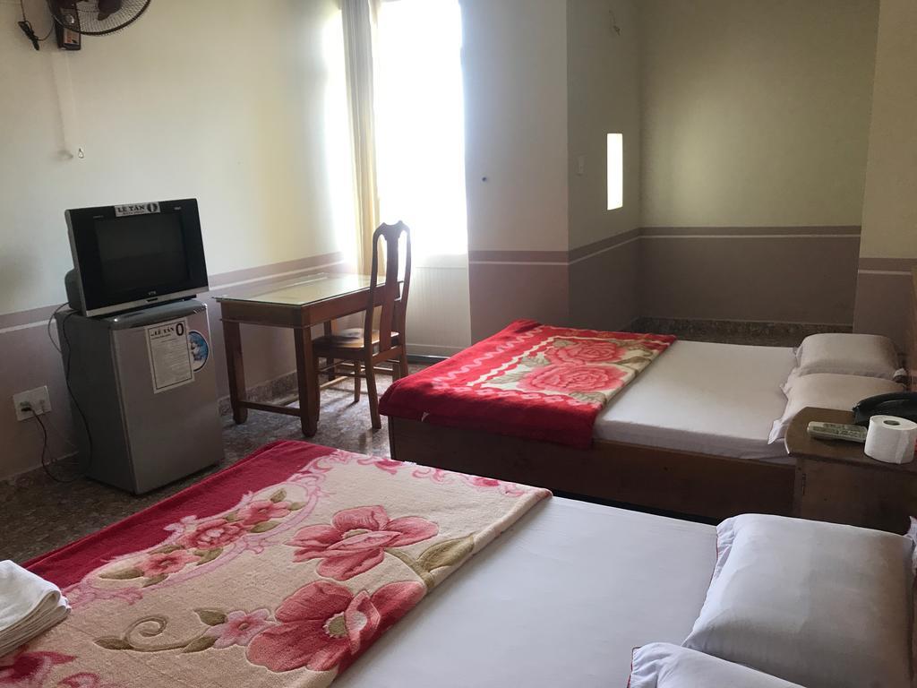 Kim Hoan Ngoc Hotel Plây Ku Exterior foto